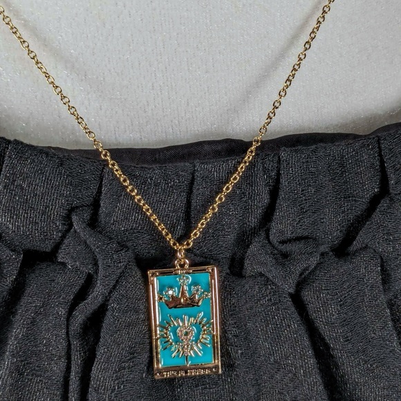 NWT Tarot Card Necklace with Real Gold Plated Chain - the  Empress - Picture 2 of 2
